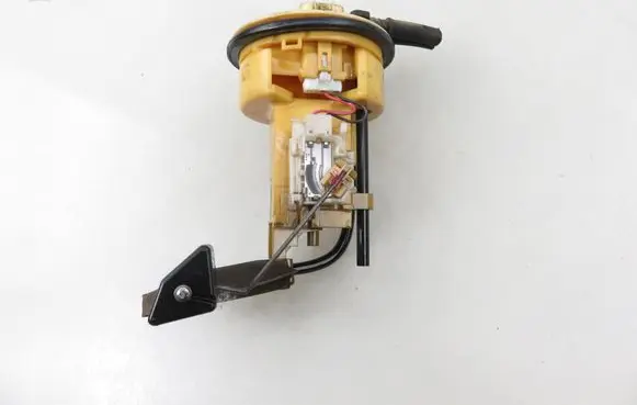 Toyota Corolla Verso E121 Fuel level sensor 770100F010