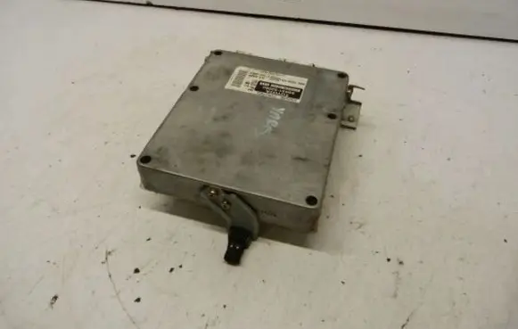 Toyota Yaris Engine control unit/module 8966152060