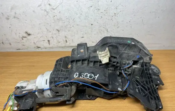 Mercedes-Benz S W220 Rear door lock 2207200835 C3001