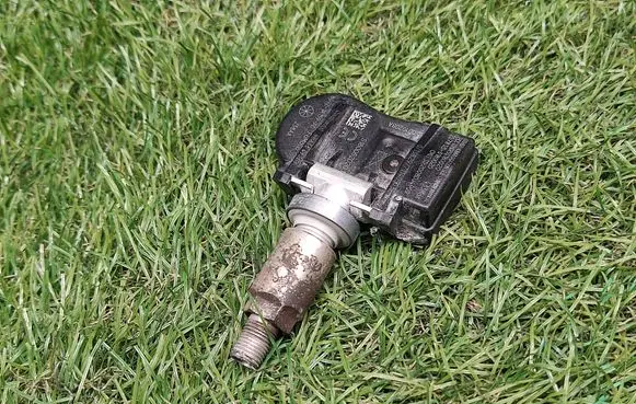 Tire pressure sensor