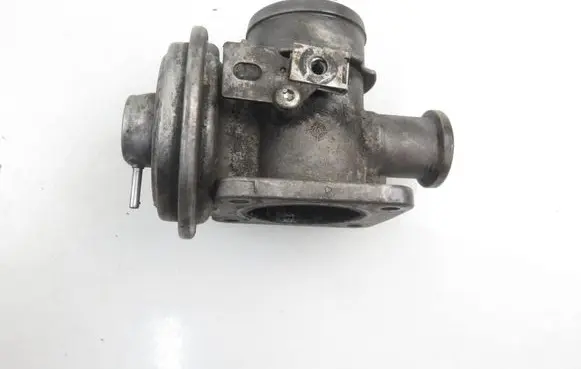 BMW 3 E46 EGR valve 7785452