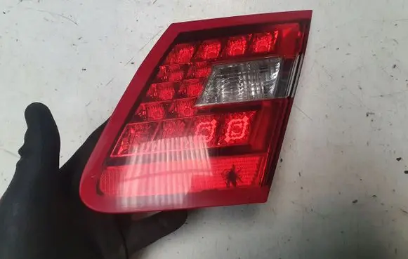 Mercedes-Benz E W212 Tailgate rear/tail lights