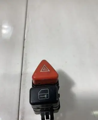 Mercedes-Benz A W168 Hazard light switch A1688201210