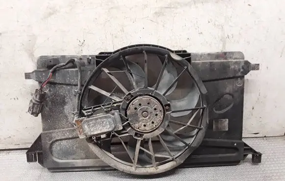 Volvo V50 Electric radiator cooling fan 0130303939 3M5H8C607UC