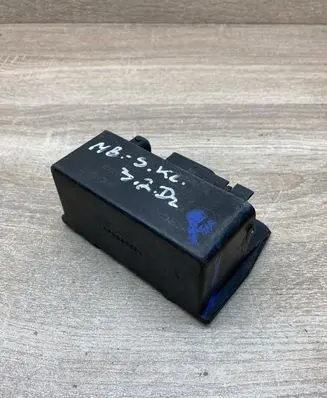 Mercedes-Benz Sprinter W901 W902 W903 W904 Glow plug pre-heat relay MBSPRINTER
