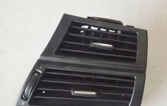 BMW X6 E71 Dashboard side air vent grill/cover trim