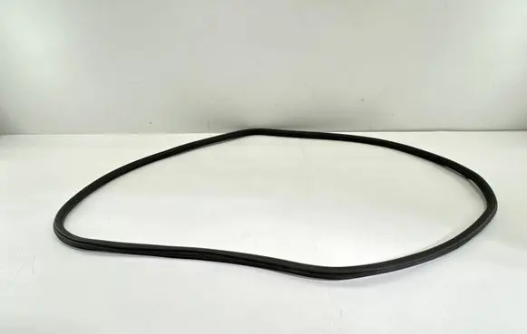 Skoda Octavia Mk2 (1Z) Front door rubber seal 1Z0867365D