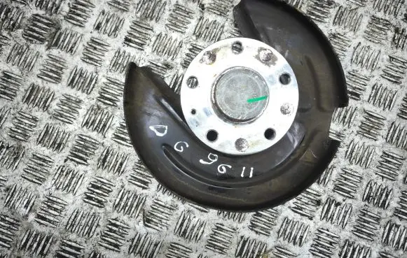 Volkswagen T-Roc Rear wheel hub
