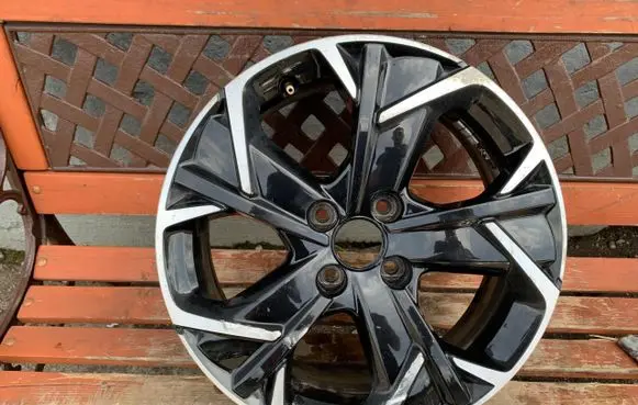 Citroen DS3 R17 alloy rim 