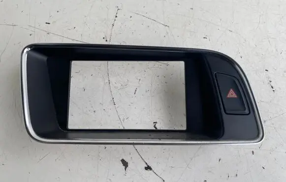 Audi Q5 SQ5 Radio/GPS head unit trim 8R1857186P