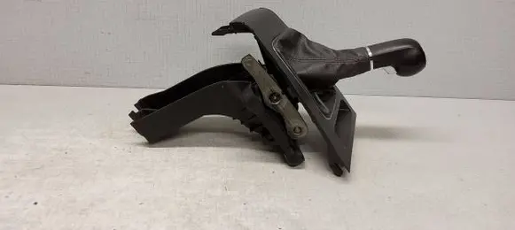 Opel Zafira B Gear shifter surround trim plastic 13162583