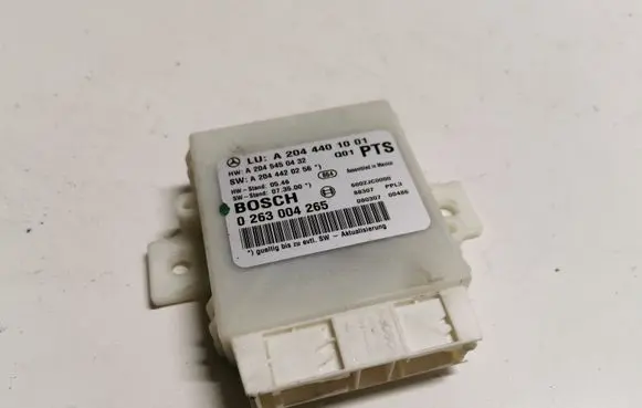 Mercedes-Benz C W204 Parking PDC control unit/module A2044401001