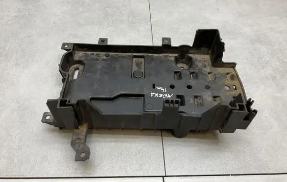 Opel Mokka Battery tray 95933269