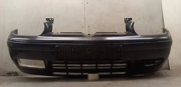 Volkswagen Golf IV Front bumper 