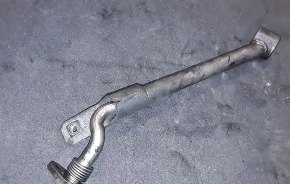 Audi A3 S3 A3 Sportback 8P Turbo turbocharger oiling pipe/hose 03G145736E