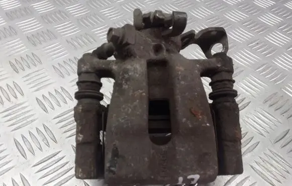 Opel Meriva A Rear brake caliper