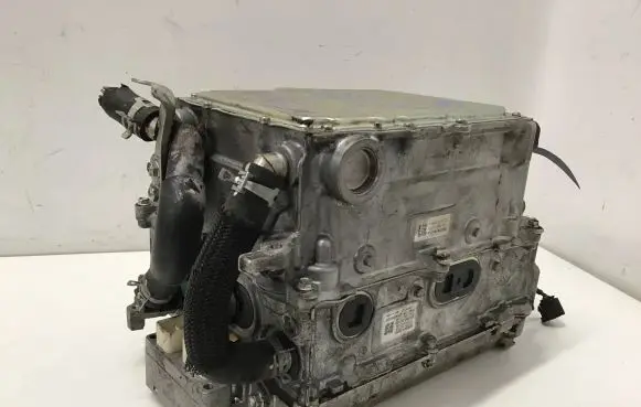 Lexus GS 250 350 300H 450H Voltage converter inverter 2321001243 1817000290
