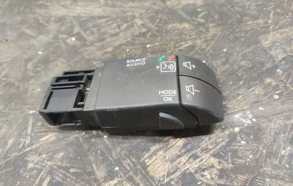 Dacia Sandero Multifunctional control switch/knob 344422043A