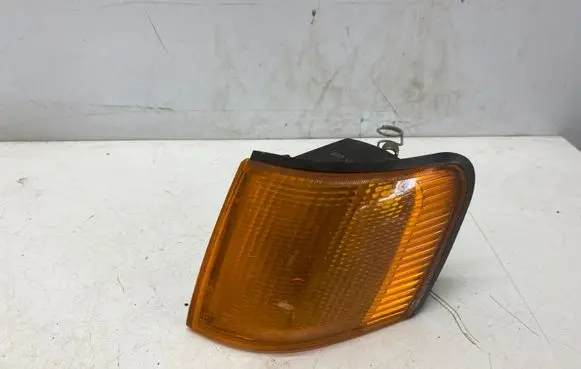 Ford Scorpio Front indicator light