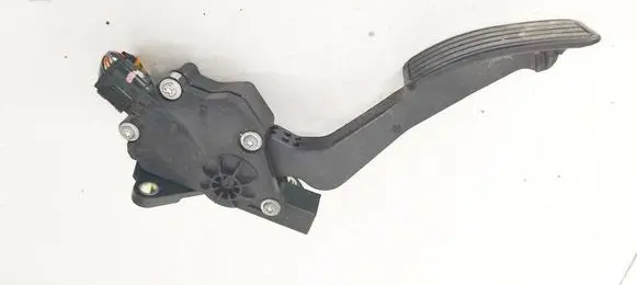 Subaru Legacy Accelerator throttle pedal 1988007120