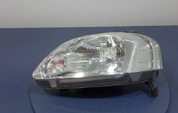 Volkswagen Fox Headlight/headlamp 