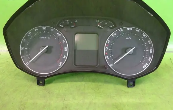 Skoda Octavia Mk2 (1Z) Speedometer (instrument cluster) 1Z0920802D