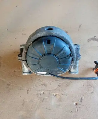 Audi A4 S4 B8 8K Engine mount vacuum valve 8R0199361