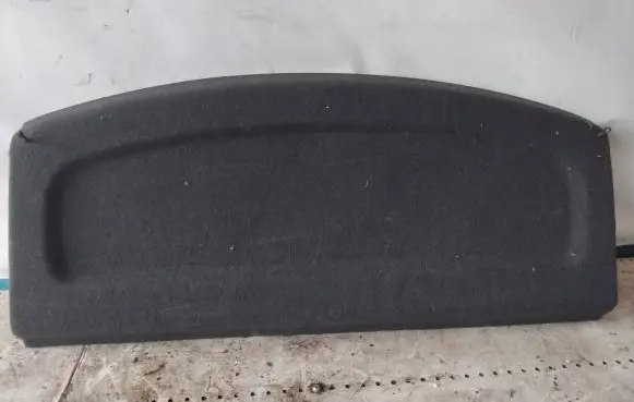 Volkswagen Golf V Parcel shelf