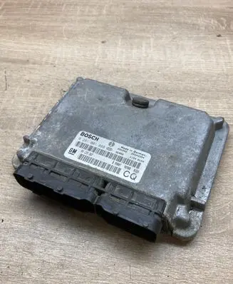 Opel Astra G Engine control unit/module ECU 09133267 0281001869