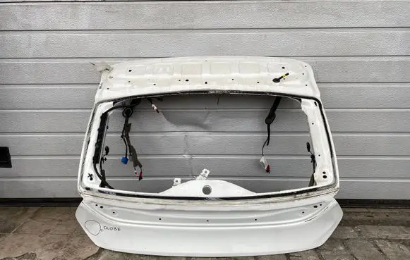 Volvo V40 Tailgate/trunk/boot lid