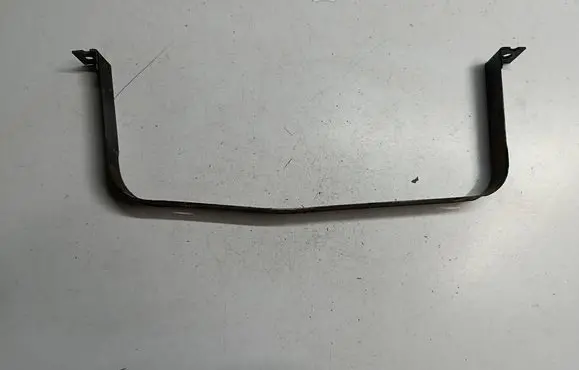 Audi Q2 - Fuel tank mounting bracket 5Q0201654A