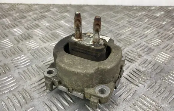Jeep Grand Cherokee Gearbox mount 05154807AD