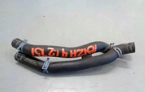 Volkswagen Golf VI Engine coolant pipe/hose