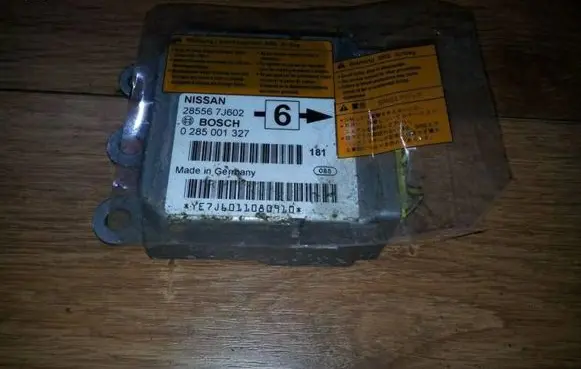 Nissan Primera Airbag control unit/module 285567j602 0285001327