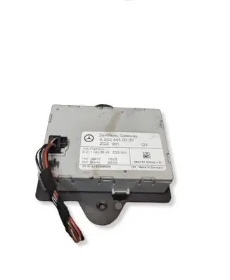 Mercedes-Benz Vito Viano W639 Gateway control module A2034450000