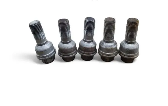 Audi Q3 8U Nuts/bolts 
