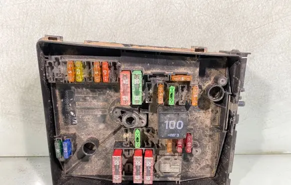 Volkswagen PASSAT B6 Fuse module 1k0937125c