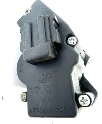 Volkswagen Sharan Vent window/glass motor 95VWA29740AH 7M0847100Q
