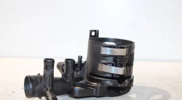 Mercedes-Benz Sprinter W906 Fuel filter bracket/mount holder A6512003700