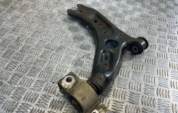 Skoda Superb B6 (3T) Front lower control arm/wishbone 1K0199231J 15104291 0066215