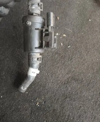 Audi Q5 SQ5 other engine part 06m906094