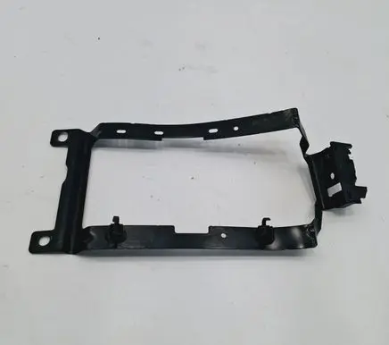 Peugeot 3008 II Hybrid/electric vehicle battery bracket 9825735680