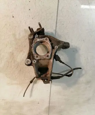 Volkswagen PASSAT B7 Front wheel hub 3C0407258