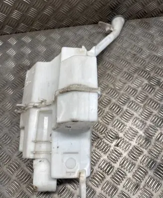 Nissan X-Trail T32 Windshield washer fluid reservoir/tank 289106FP0A