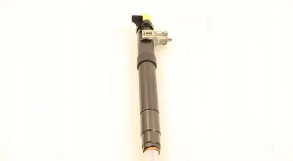 Peugeot 508 Fuel injector 9686191080