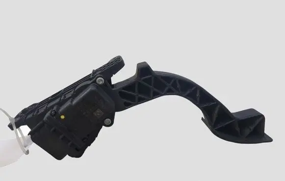 Volvo V50 Accelerator throttle pedal 4M519F836AK 6PV00864132