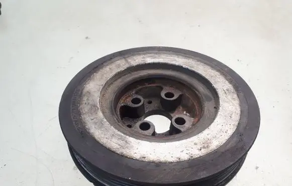 Audi A6 S6 C4 4A Crankshaft pulley