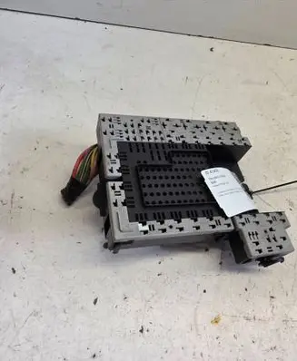 Volvo V70 Fuse module 9162438