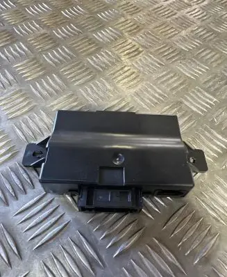 Audi A6 S6 C7 4G Gateway control module 4G0907468