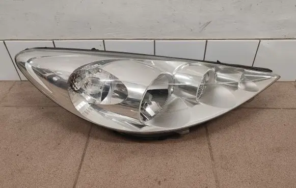 Peugeot 206+ Headlight/headlamp 9686606280
